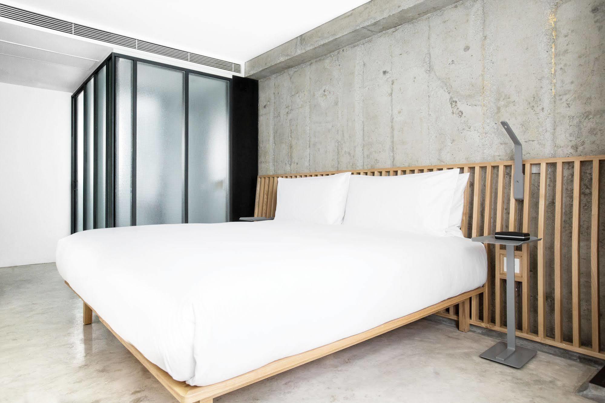 Tuve Hotel Хонконг Екстериор снимка